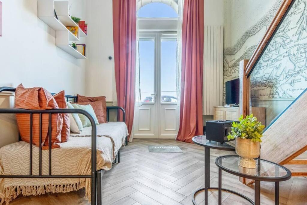 Juste La Plage - Studio Classe 3 Etoiles - Face A La Mer Улгат Екстериор снимка